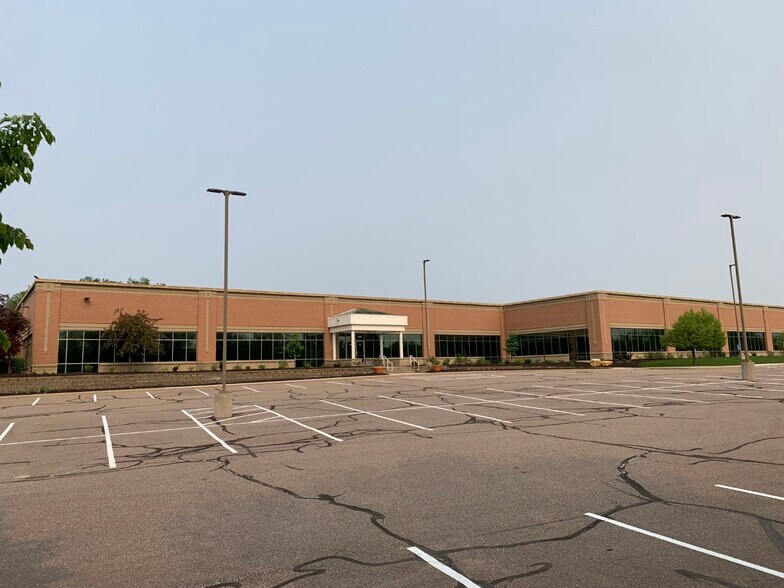 More Photos Of 10900 Hampshire Ave S, Bloomington Light Distribution For Lease