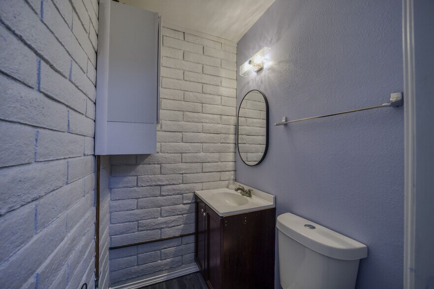 More Photos Of 5201 S Highway 95, Fort Mohave Storefront Retail Office For Sale