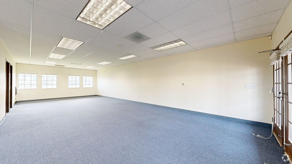 Primary Photo Of 3731 Sunset Ln, Antioch Unknown For Lease