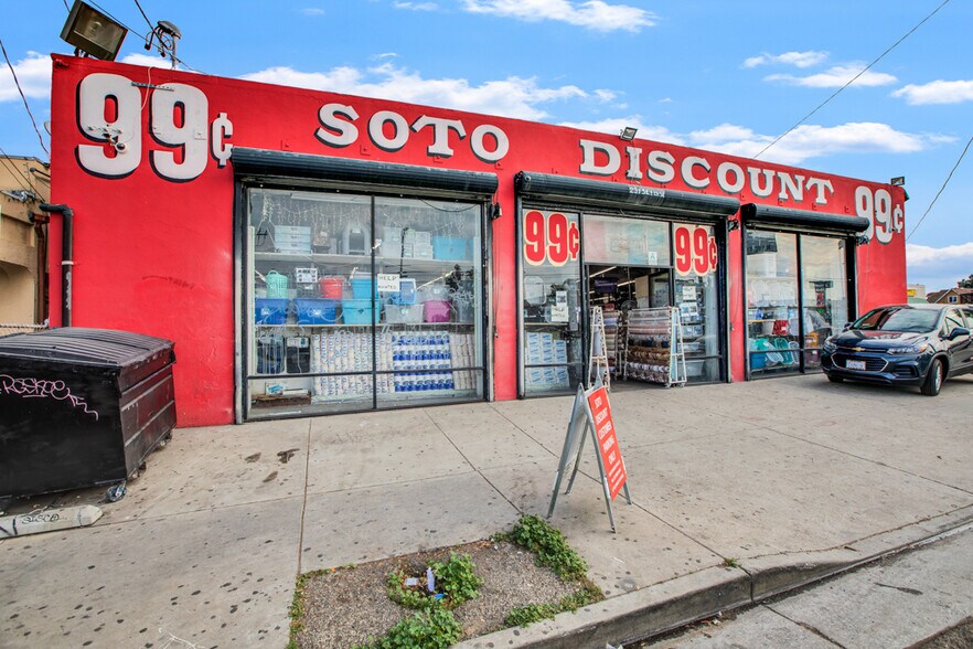 More Photos Of 2315 E 4th St, Los Angeles Freestanding For Sale