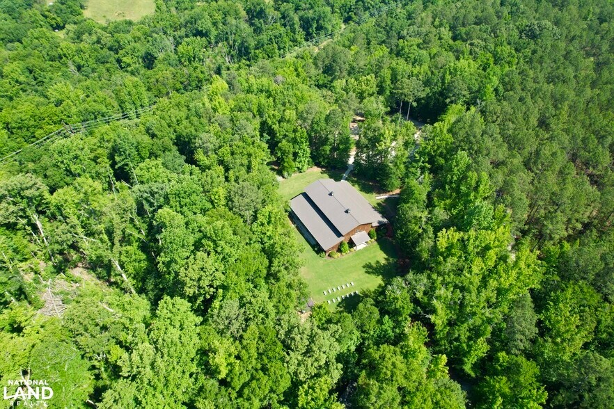 More Photos Of 701 Wingert Road rd, Greenwood Specialty For Sale
