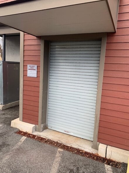 More Photos Of 718 Central Park Ave, Scarsdale Restaurant For Sale