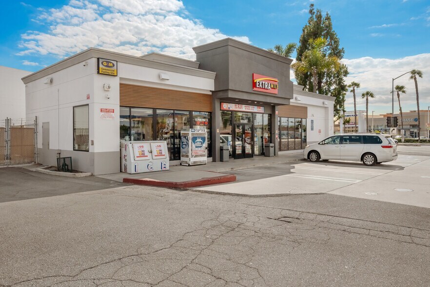 More Photos Of 18581-18631 Beach Blvd, Huntington Beach Unknown For Lease