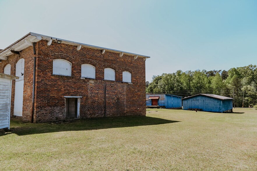 More Photos Of 3737 US Highway 1, Vass Warehouse For Sale