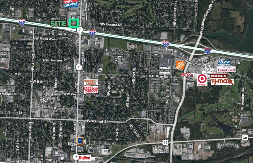 More Photos Of 1117 Highway 7 N, Blue Springs Freestanding For Lease