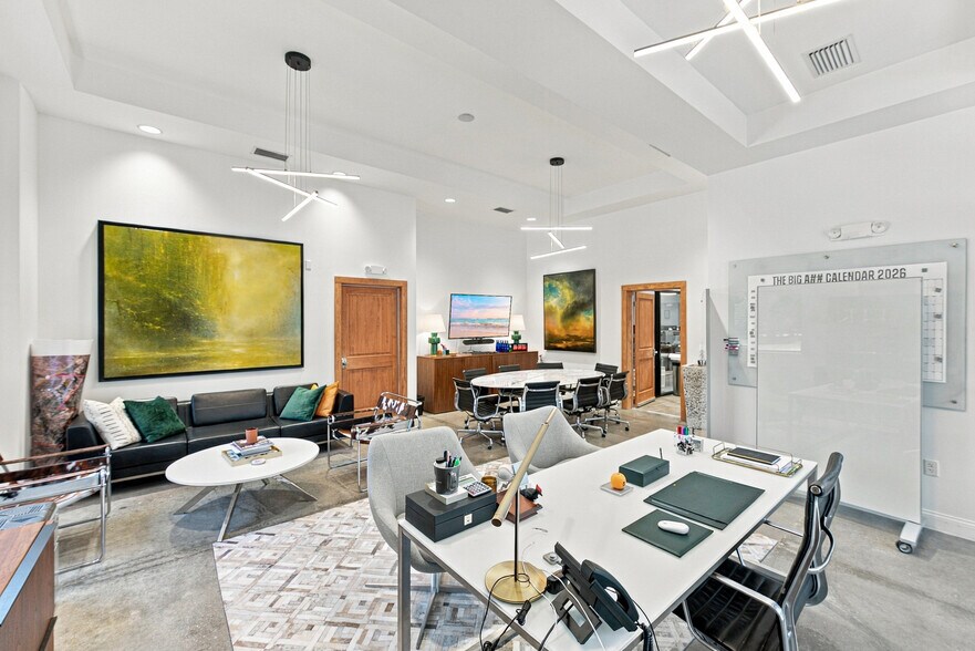 More Photos Of 4030 S Pipkin Rd, Lakeland Flex For Sale