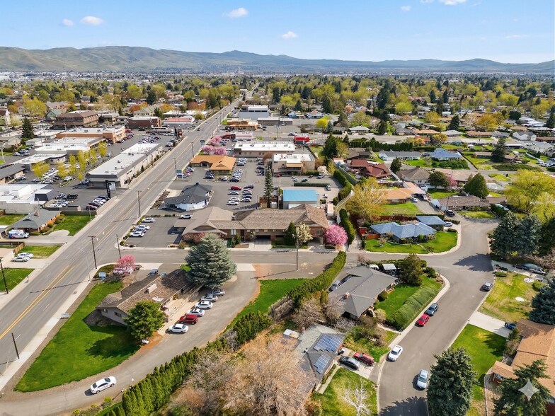 More Photos Of 4112 Summitview Ave, Yakima Office Residential For Sale