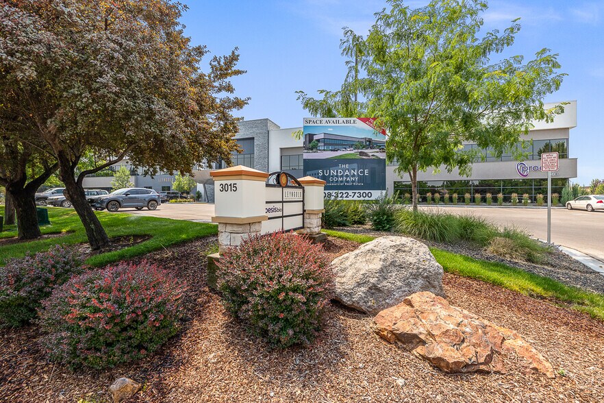 More Photos Of 3015 E Goldstone Dr, Meridian Medical For Lease