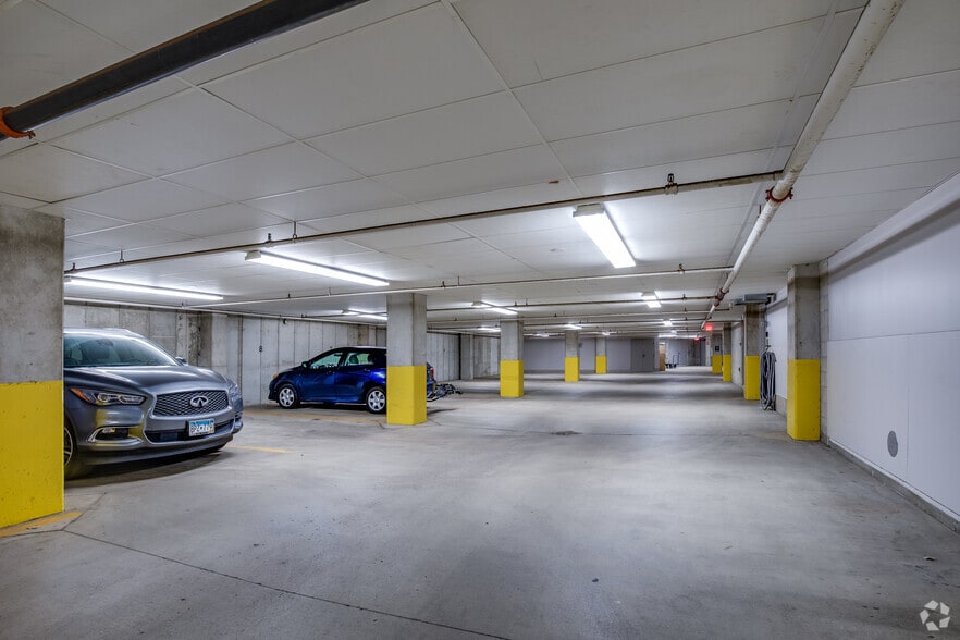 More Photos Of 1295 Northland Dr, Mendota Heights Medical For Lease