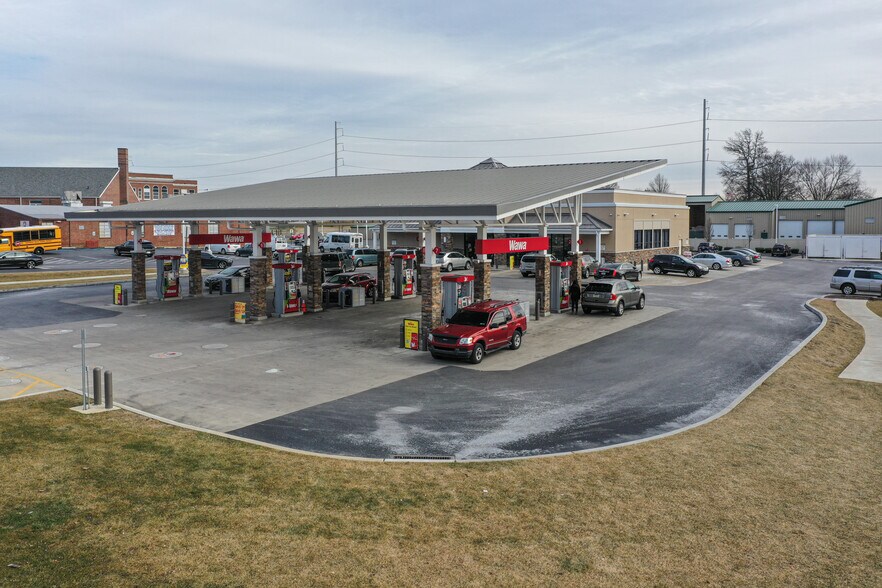 More Photos Of 910 MacDade Blvd, Collingdale Convenience Store For Sale