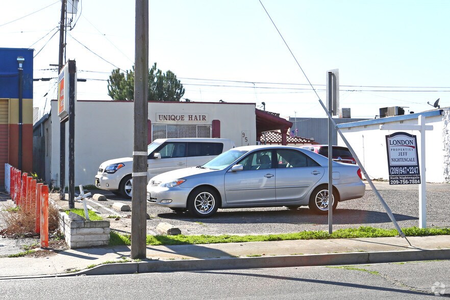 More Photos Of 954 Broadway Ave, Atwater Freestanding For Lease