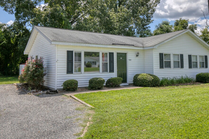 More Photos Of 7626 Bellehaven Dr, Gloucester Point Apartments For Sale