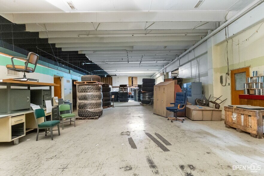 More Photos Of 2813 Central Fwy E, Wichita Falls Industrial For Sale