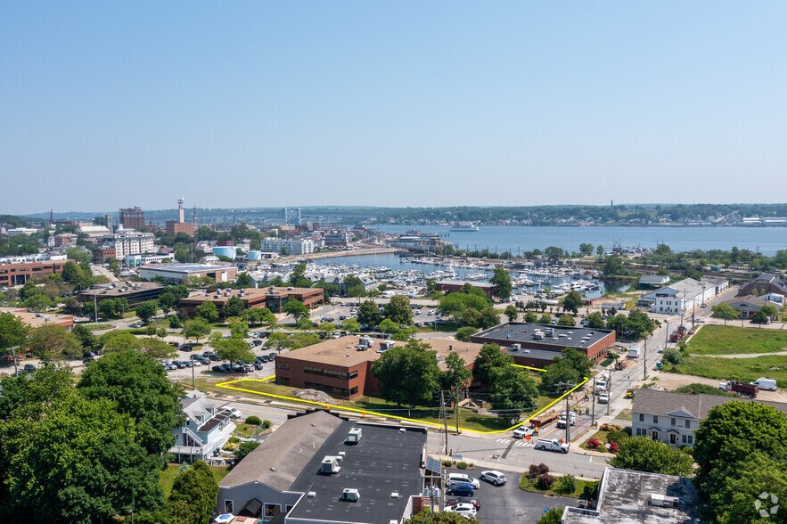 More Photos Of 2 Shaws Cv, New London Medical For Lease