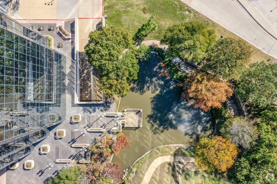 More Photos Of 2435 N Central Expy, Richardson Office For Lease