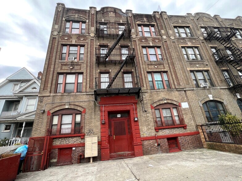 Primary Photo Of 2408 Clarendon Rd, Brooklyn Apartments For Sale