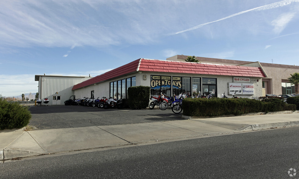 Primary Photo Of 13815 Park Ave, Victorville Warehouse For Lease