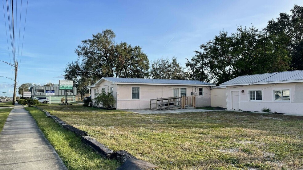 More Photos Of 1803 Salem Rd, Lakeland Medical For Sale