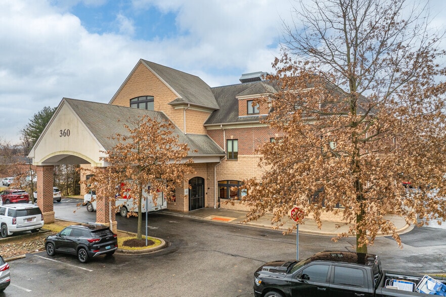 Primary Photo Of 360 E Pulaski Hwy, Elkton Medical For Lease