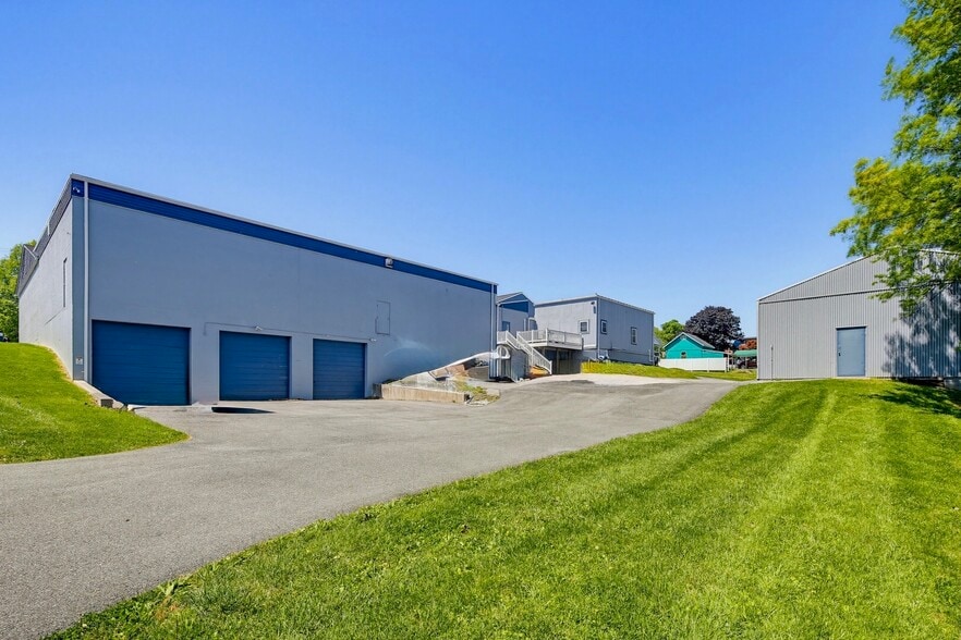 More Photos Of 1584 Deer Park Rd, Finksburg Warehouse For Lease
