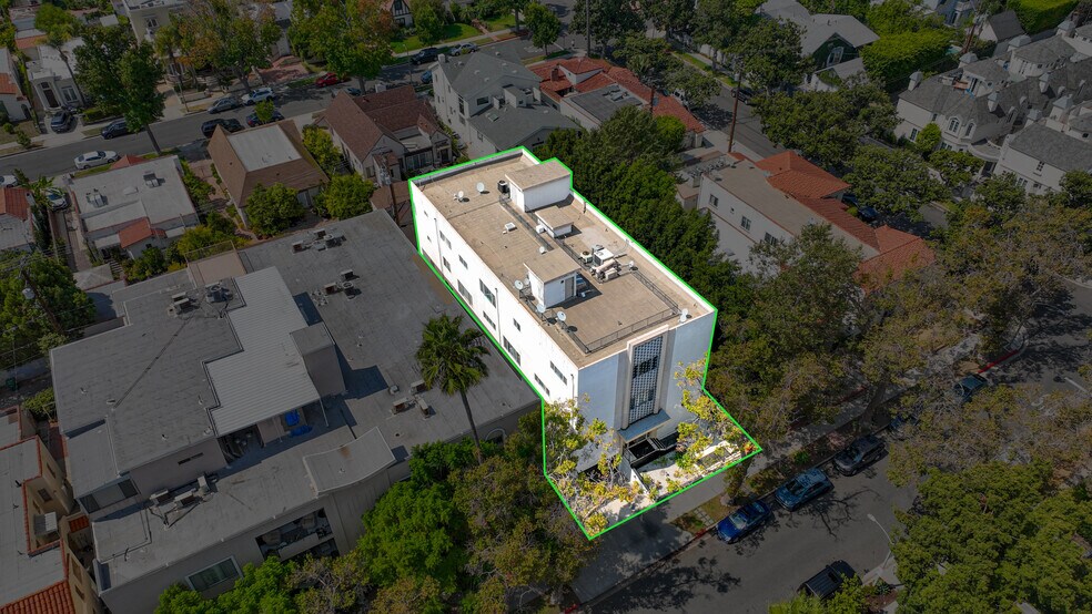 More Photos Of 245 N Almont Dr, Beverly Hills Apartments For Sale