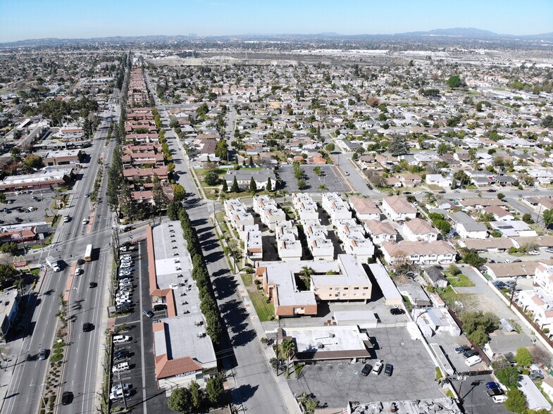 More Photos Of 14001-14005 Ramona Blvd, Baldwin Park Storefront For Lease