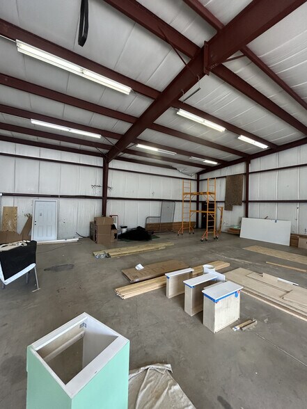 More Photos Of 205 Fleming St, Williamsport Self Storage For Lease