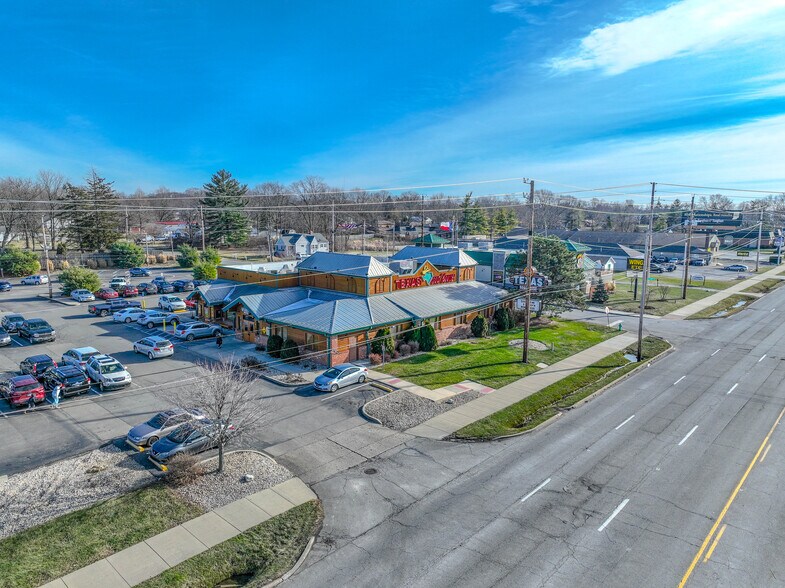Primary Photo Of 1405 N Shadeland Ave, Indianapolis Restaurant For Sale