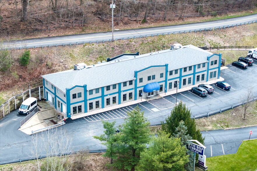 More Photos Of 9987 Perry Hwy, Wexford Self Storage For Sale