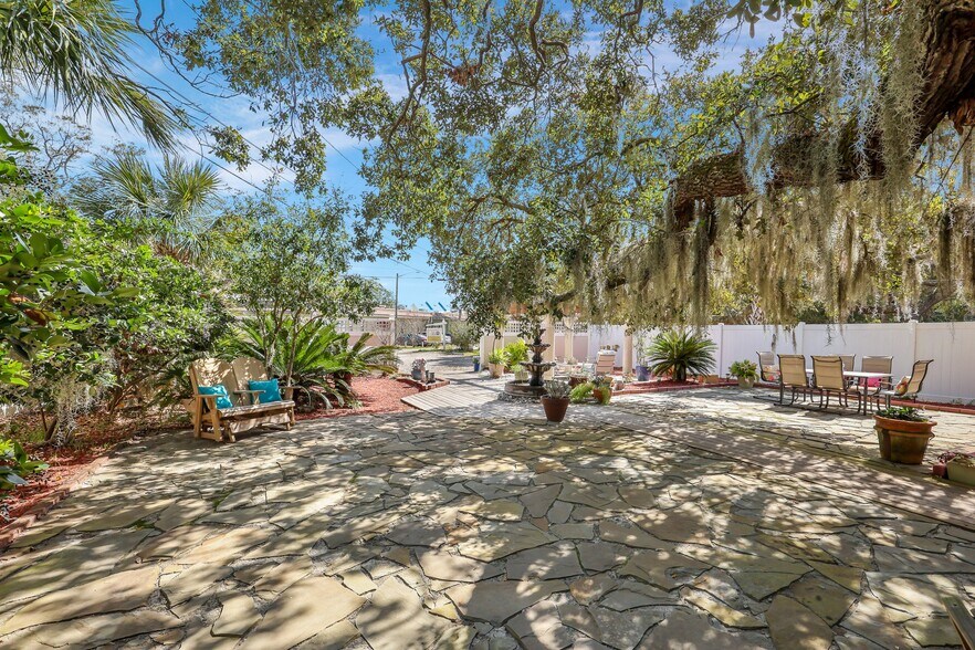 More Photos Of 24 Van Horne Ave, Tybee Island Hospitality For Sale