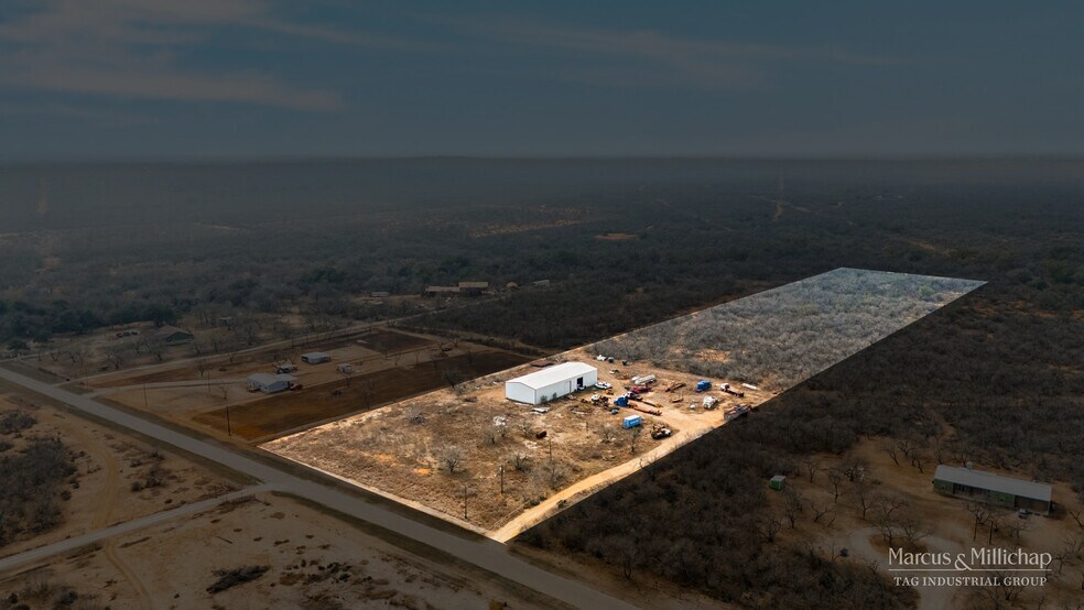 More Photos Of 1870 County Road 429, Pleasanton Warehouse For Sale