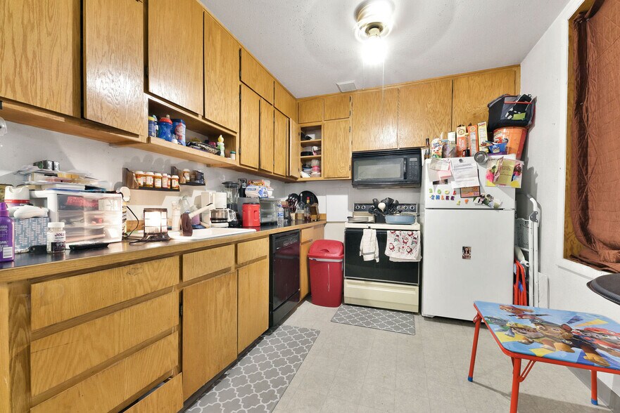 More Photos Of 16 N Main St, Payette Storefront Retail Residential For Sale