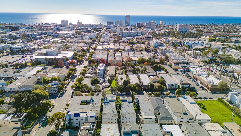 More Photos Of , Santa Monica Multifamily For Sale