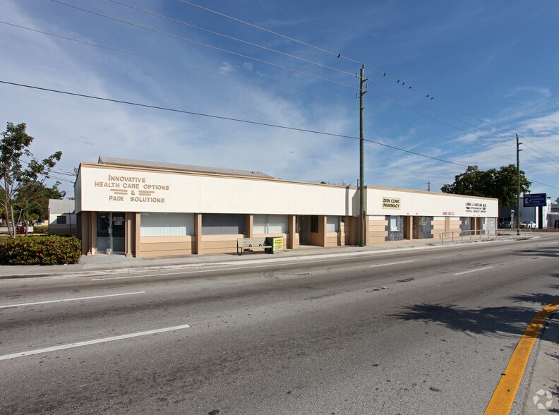 Primary Photo Of 201-211 E Hallandale Beach Blvd, Hallandale Beach Medical For Lease