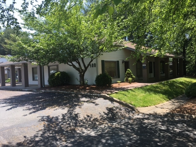 More Photos Of 102 Northgate Park Dr, Winston-Salem Loft Creative Space For Lease