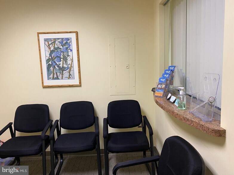 More Photos Of 34 Manchester Ave, Forked River Medical For Lease