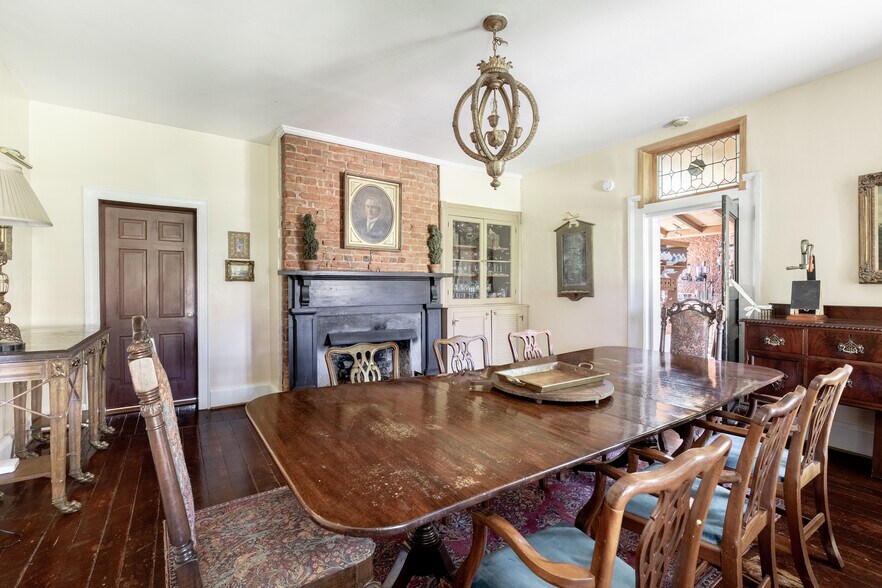 More Photos Of 2416 Lowesville Rd, Amherst Hospitality For Sale