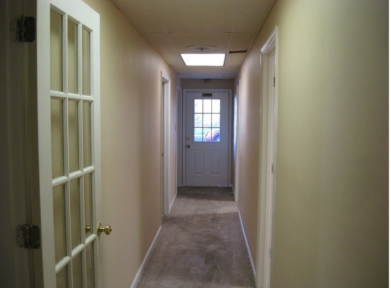 More Photos Of 8400-8420 Abercorn St, Savannah Medical For Lease
