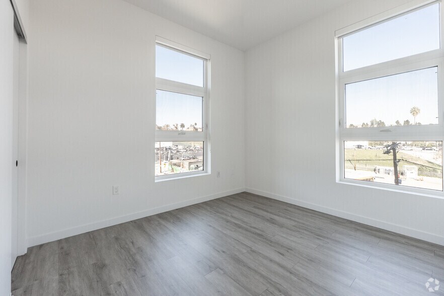 More Photos Of 1100 W Temple St, Los Angeles Apartments For Sale