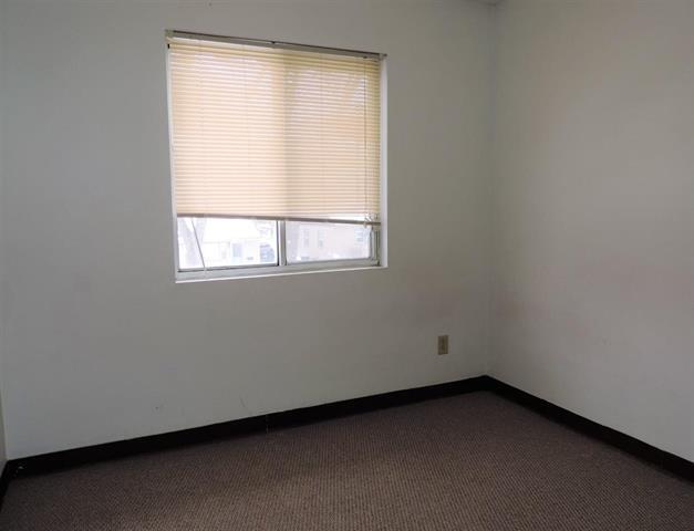 More Photos Of 645 S Lucas St, Iowa City Apartments For Sale
