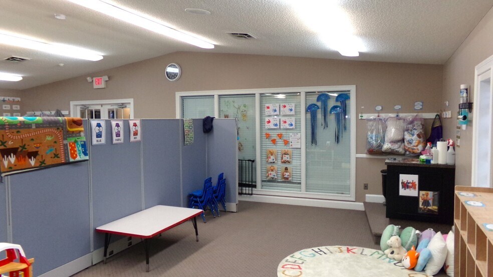 More Photos Of 2185 Highway 127 S, Owenton Office For Sale