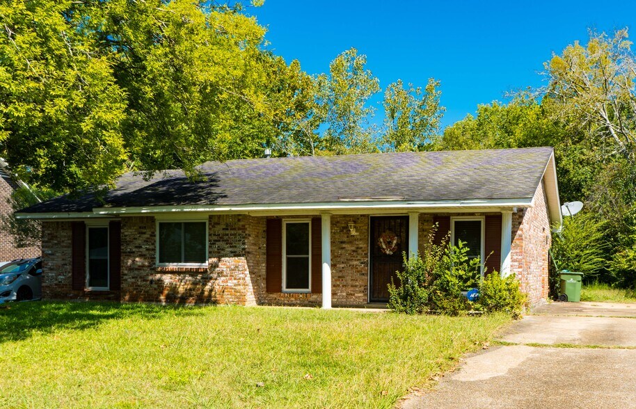 More Photos Of , Montgomery Specialty For Sale