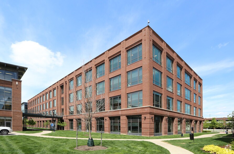 More Photos Of 955 Yard St, Grandview Office For Lease
