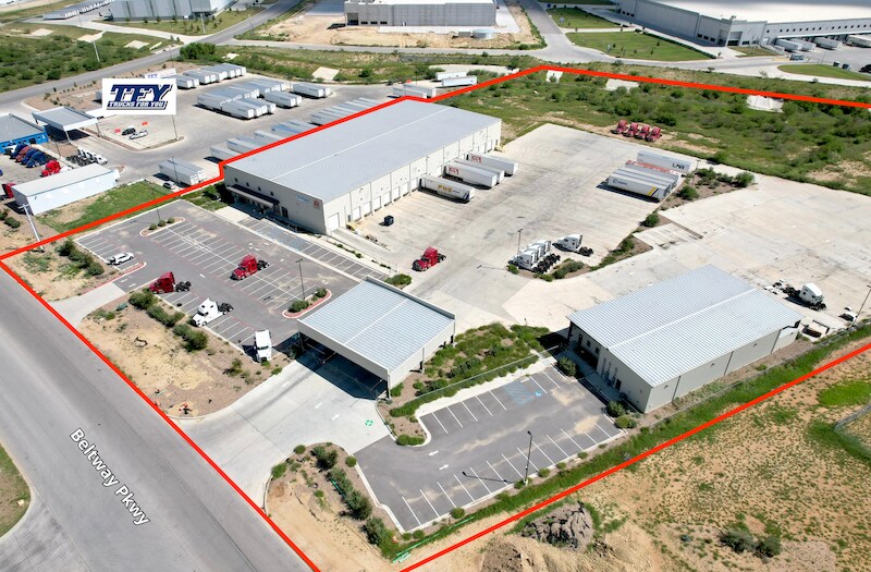 Primary Photo Of 1207 Beltway Pky, Laredo Warehouse For Lease