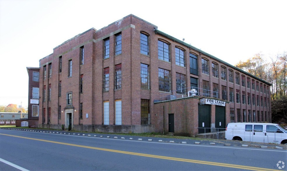 642 Hilliard St, Manchester, CT 06042 Office For Lease