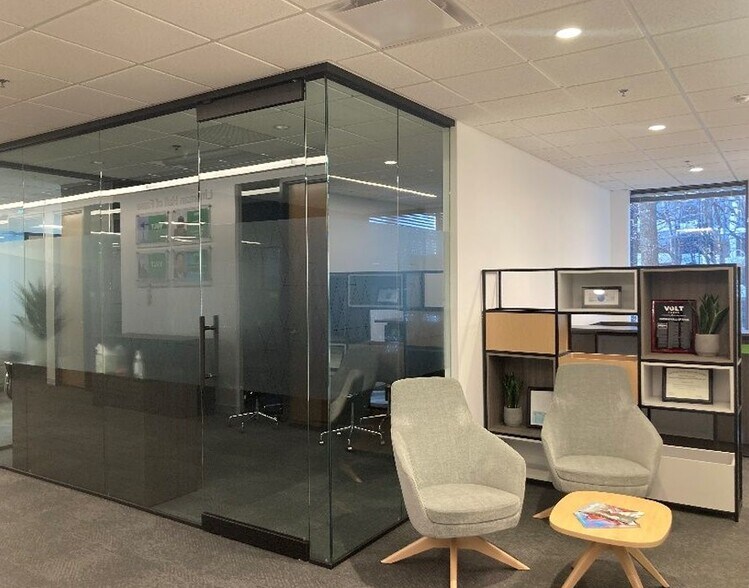 More Photos Of 3100 Interstate N Cir, Atlanta Office For Lease