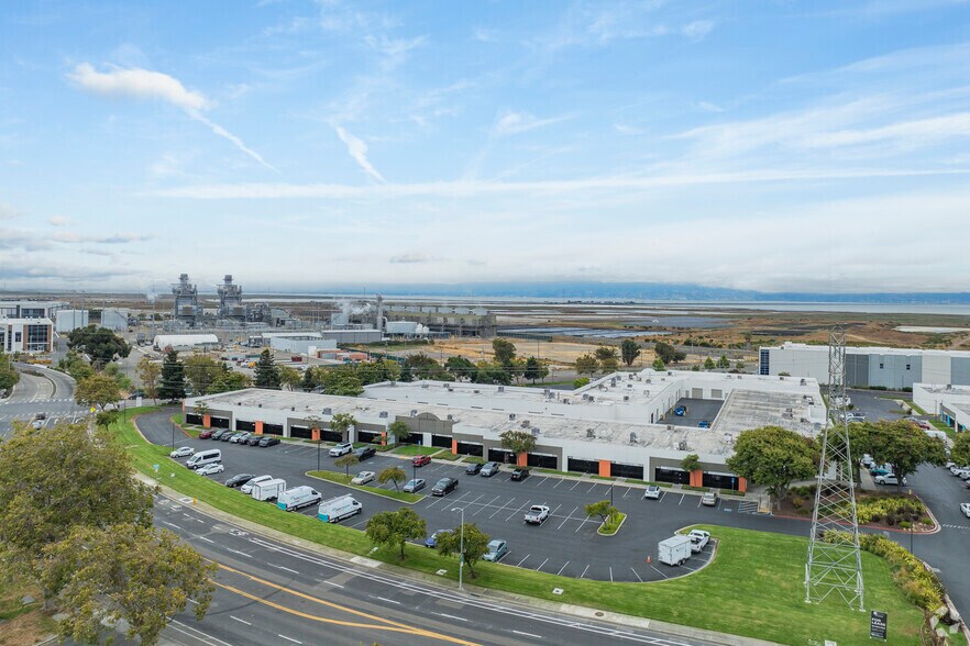 More Photos Of 23785 Cabot Blvd, Hayward Unknown For Lease