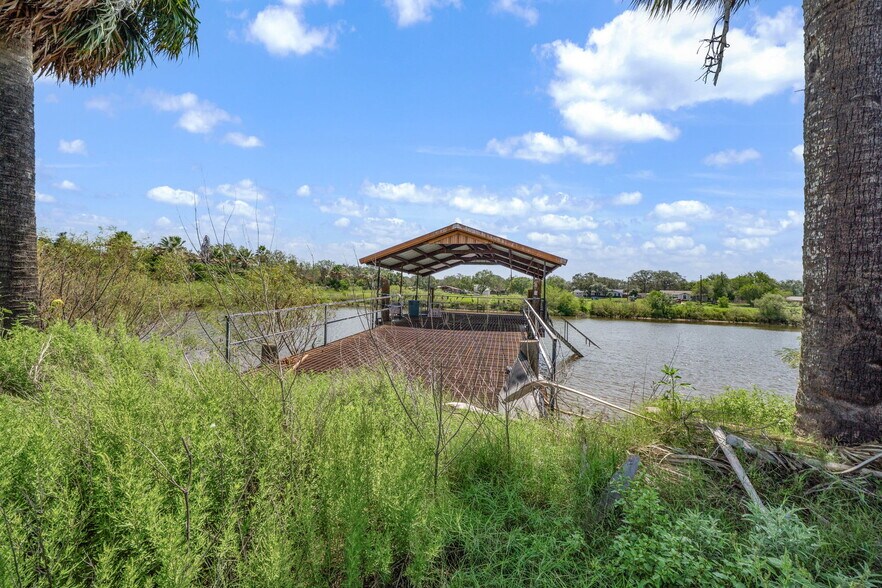 More Photos Of 1551 N Windy Knoll Dr, Devine Land For Sale