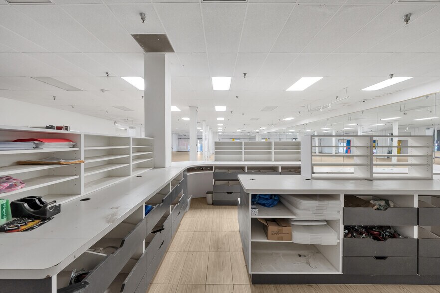 More Photos Of 6315-6323 Pacific Blvd, Huntington Park Storefront For Sale