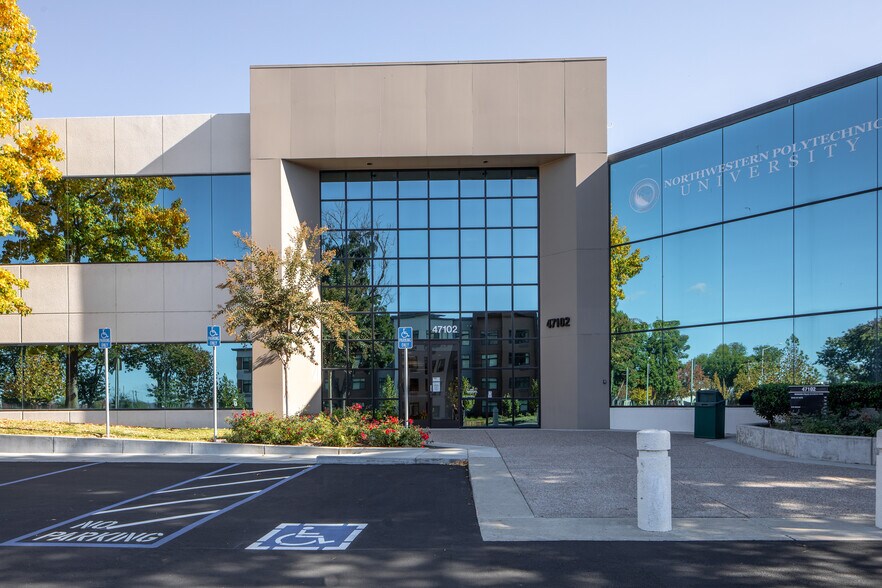 More Photos Of 47092-47132 Mission Falls Ct, Fremont Research And Development For Lease